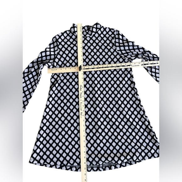 TYLER BOE Women's Black Geometric Print Round Neck Short Sleeve Shift Dress - Picture 6 of 6